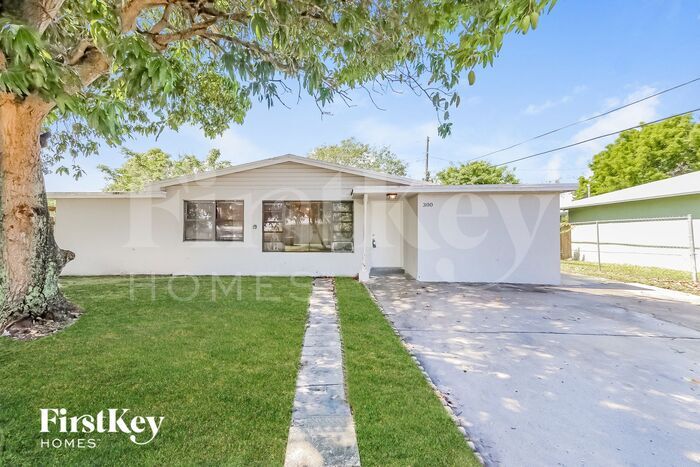 Primary Photo - 300 NW 14th Ave