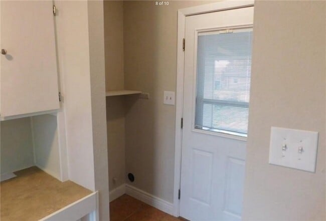 Building Photo - 37 Centerwood St