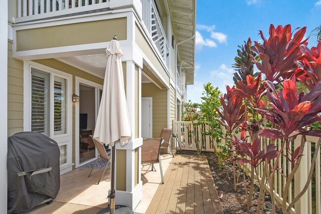 Building Photo - TURNKEY - LUXURY 2BED/2BA FULLY FURNISHED ...