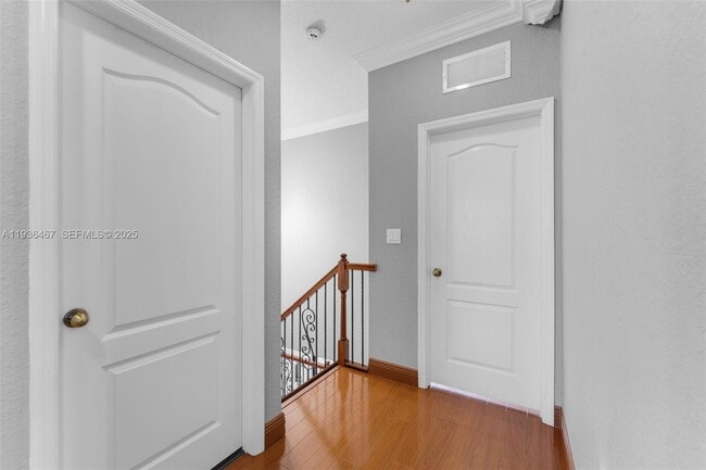 Building Photo - 851 SW 154th Path