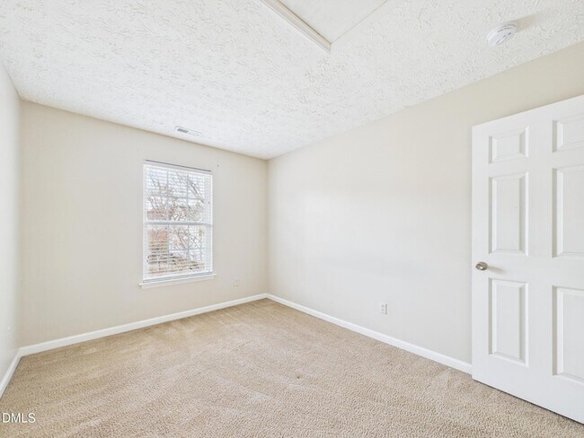 Building Photo - 4152 Tensity Dr