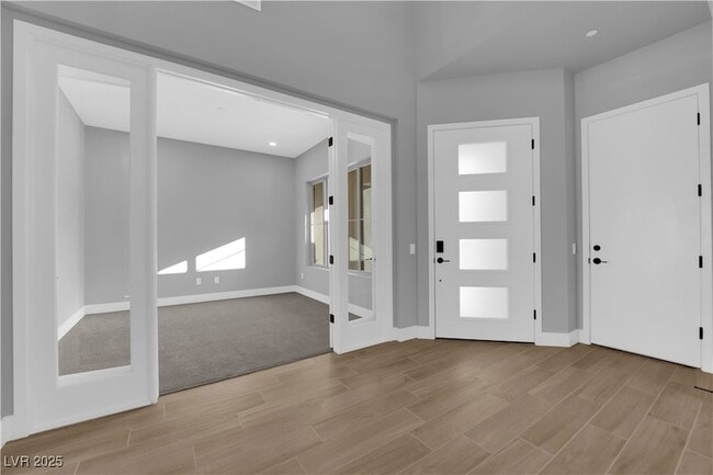 Building Photo - 10648 Stone Ledge Ave