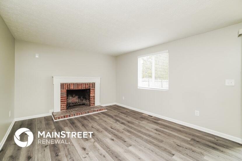 Building Photo - 696 Maclam Dr