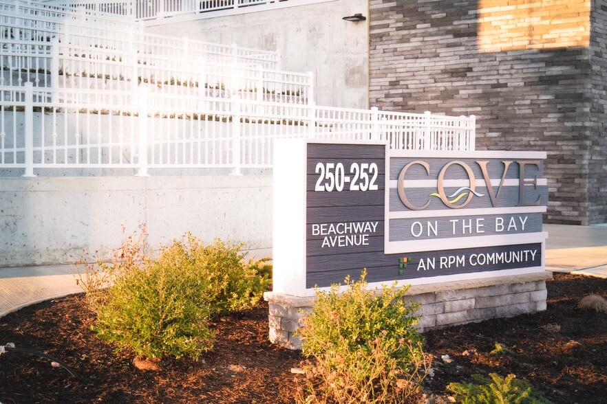 Cove on the Bay Keansburg, NJ Apartment Finder