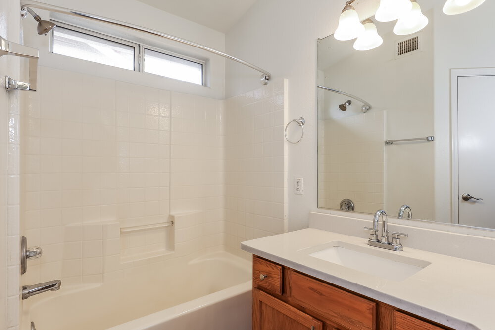 Building Photo - 17461 N 14th St