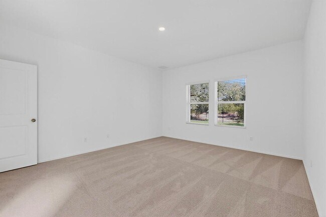 Building Photo - 1516 Boggy Crk Rnch Rd