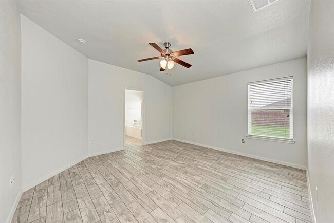 Building Photo - 233 Wallops