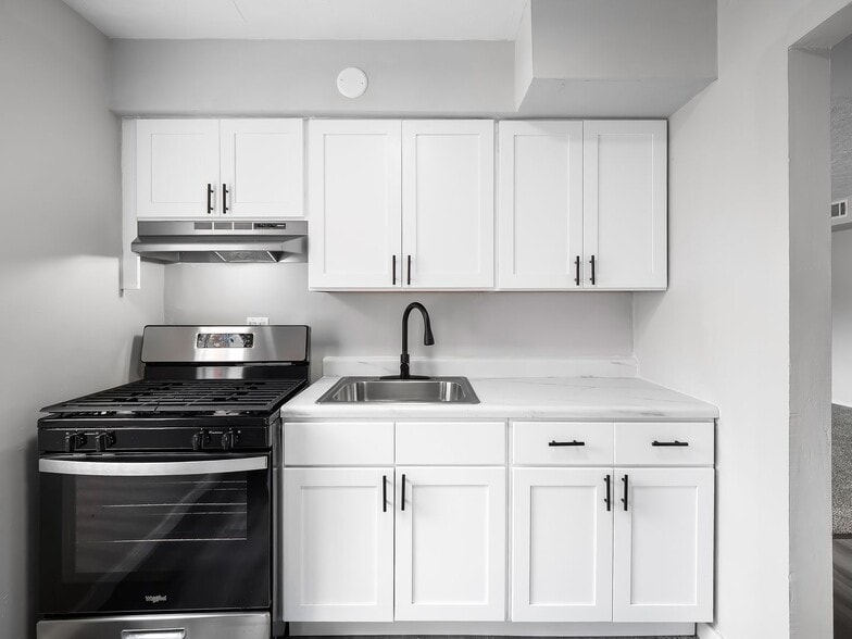Interior Photo - Heights Garden Apartments