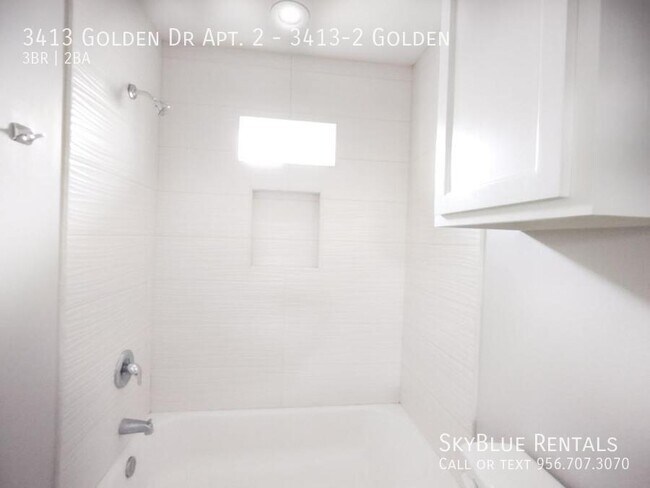 Building Photo - 3413 Golden Dr