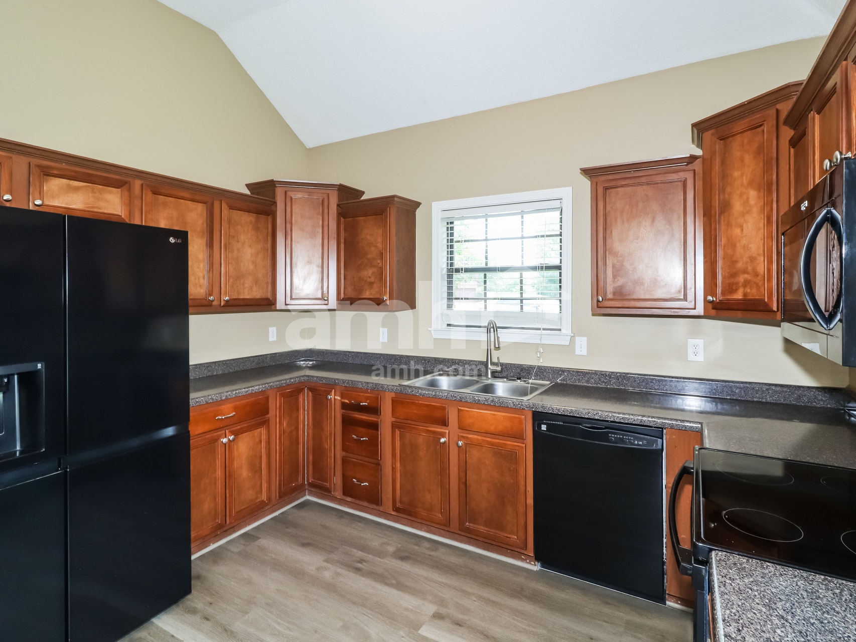 Building Photo - 30 Mossy Springs Cv
