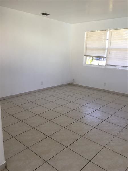 Building Photo - 6871 SW 18th Ct