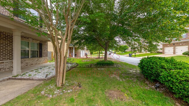 Building Photo - 306 Irish Ln