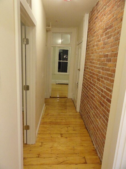 Building Photo - 245 Norfolk St