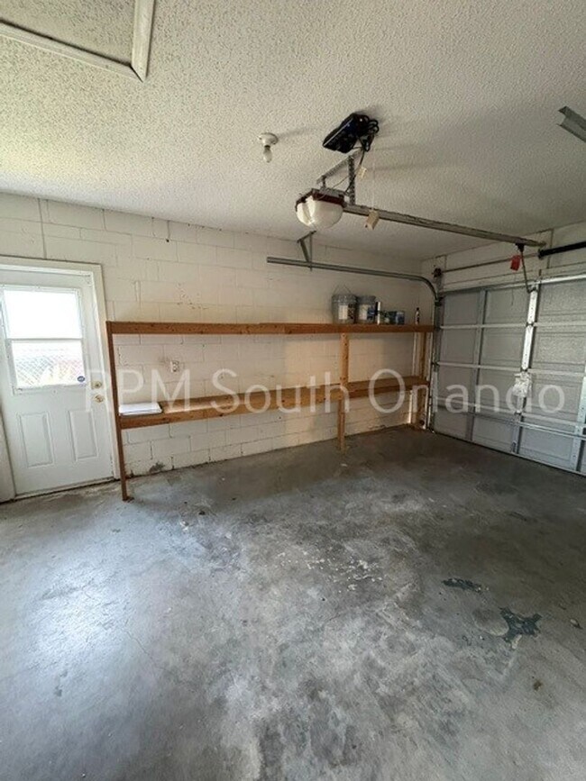 Building Photo - 3 Bedroom, 2 Bath Home Near Orlando International Airport in Meadows of Boggy Creek