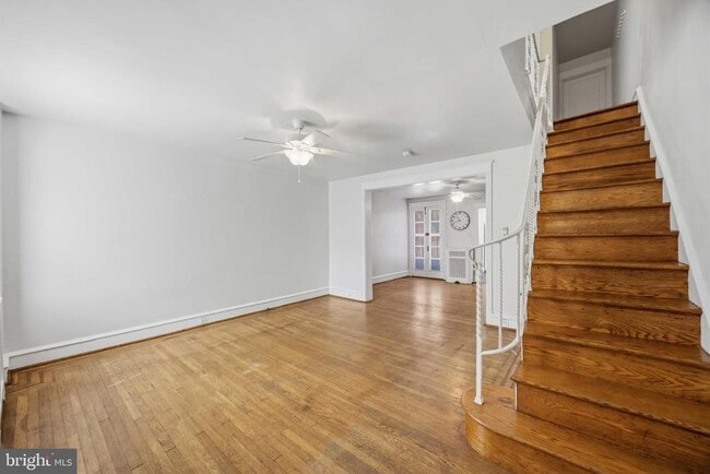 Building Photo - 3323 Tilden St