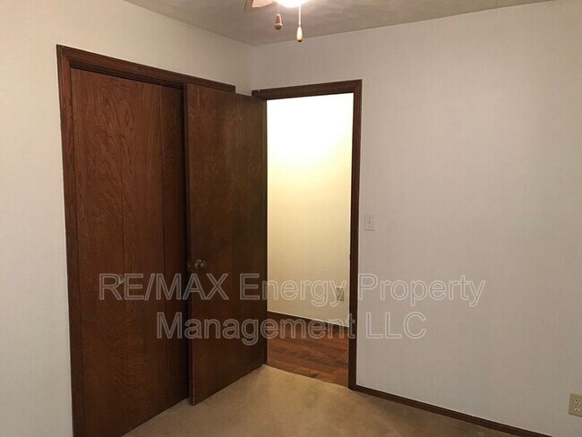 Building Photo - 4501 E Silver City Ridge
