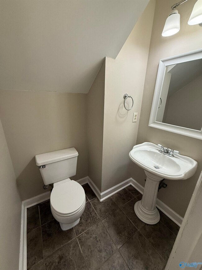 Building Photo - 109 Highwood Ct