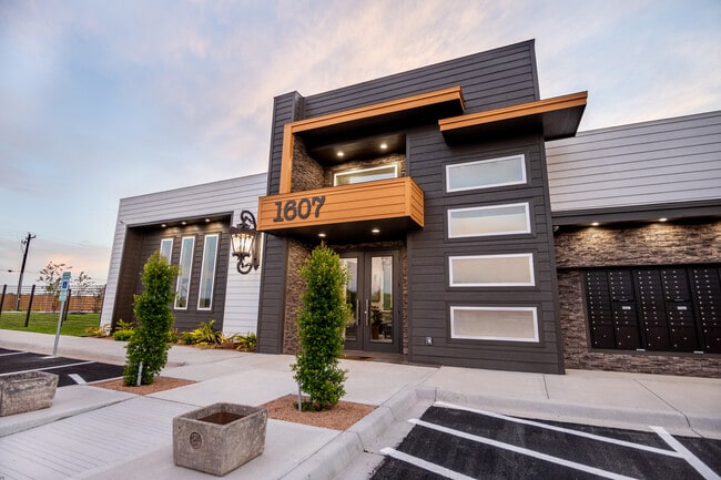 Pompeo Village Leasing Office - 1607 N Sugar Rd