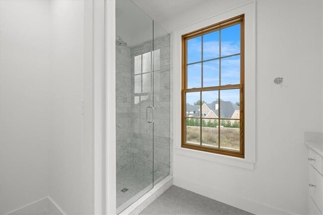 Building Photo - 4611 S 47th St