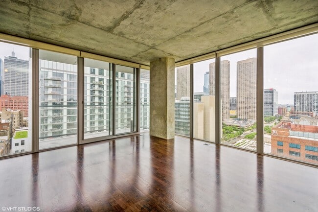 Building Photo - 659 W Randolph St