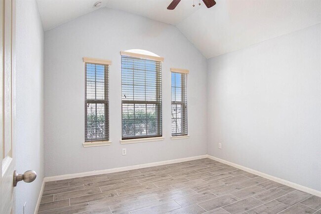 Building Photo - 16011 Rustlers Trail Ln