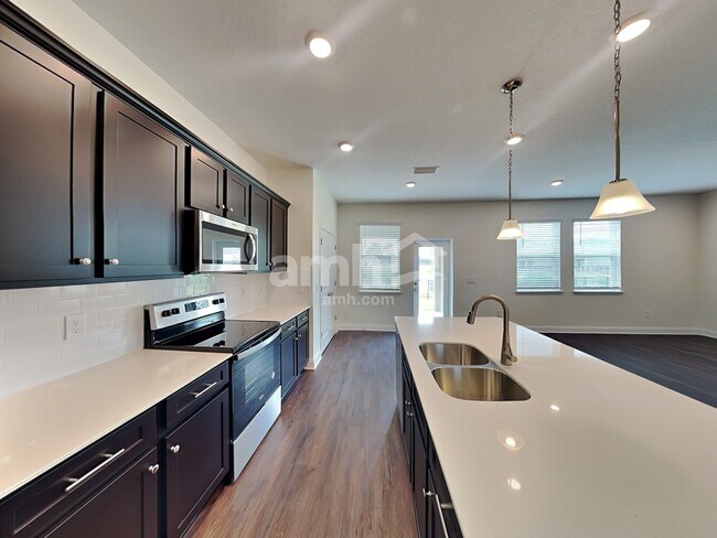 Building Photo - 2545 Sunrise Lndg Lp