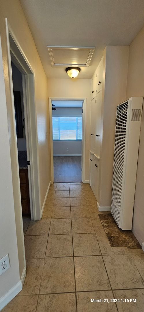 Building Photo - Charming Updated Single Story Home is Cent...