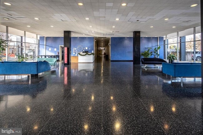 Building Photo - 1311 Delaware Ave SW