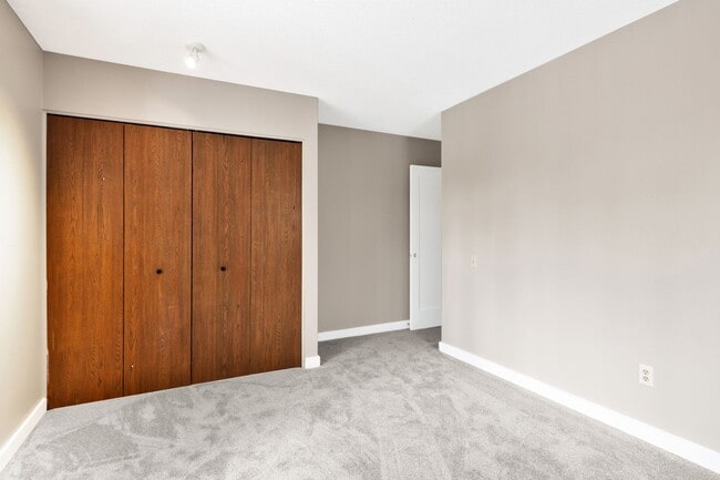 Building Photo - 3463 Blackwood Dr
