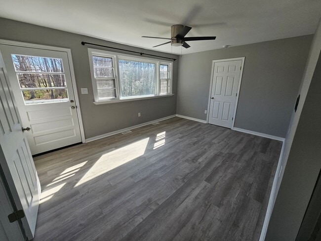 Building Photo - Two Bedroom / Two Bath House