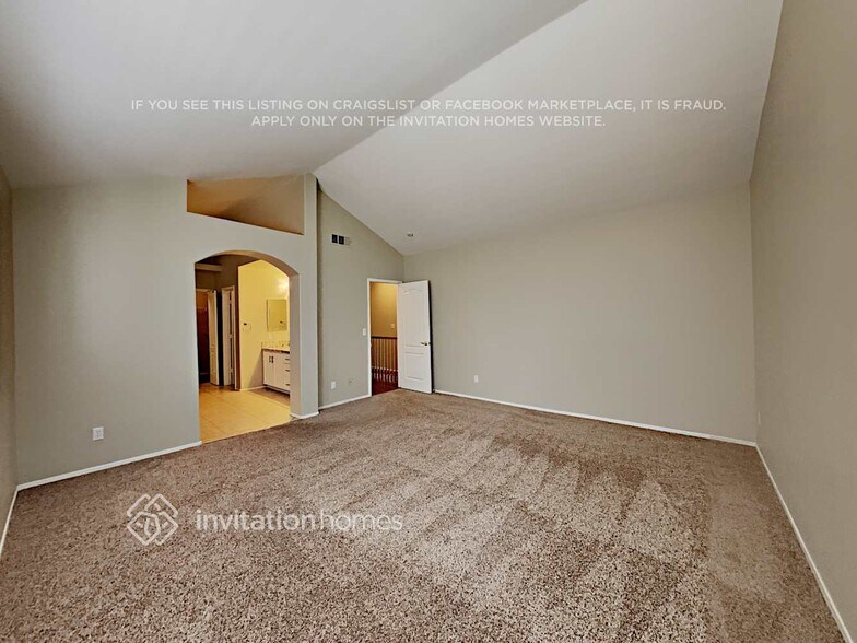 Building Photo - 2016 Canyon Breeze Dr