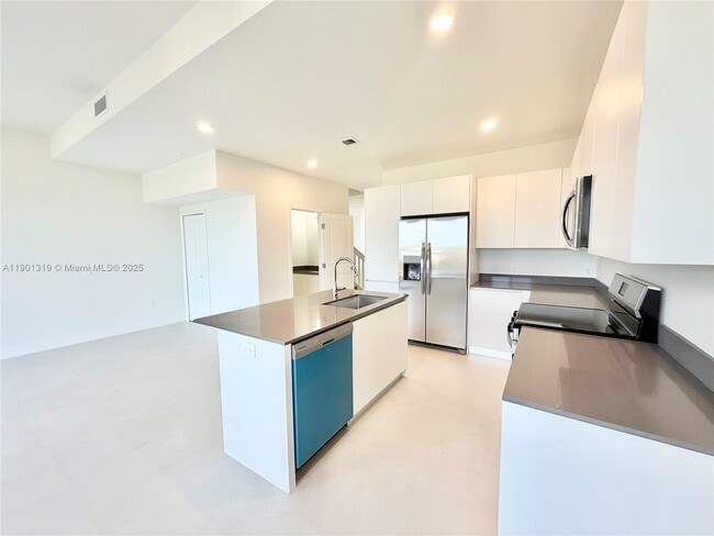 Building Photo - 19113 SW 344th Ter