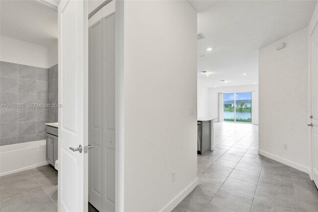 Building Photo - 3783 Harborside Ave