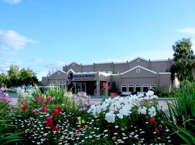 Building Photo - Wedgewood Resort Apartments