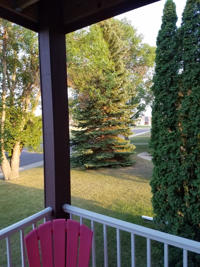 Building Photo - 1631 Olive Dr