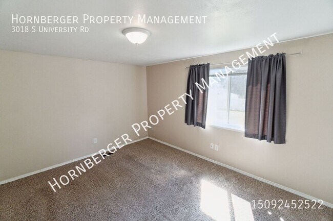 Building Photo - 3018 S University Rd