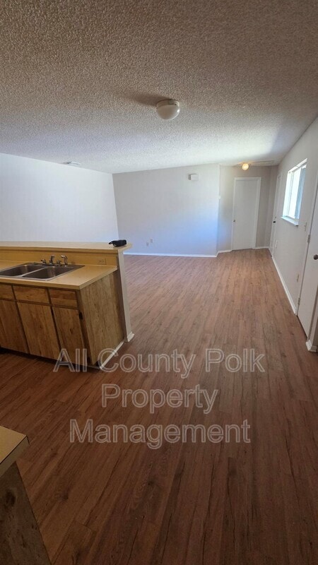 Building Photo - 2116 Brandy Pl