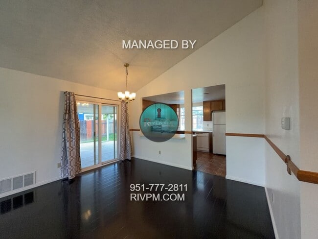 Building Photo - Spacious 2-Bedroom Home in Desirable Riverside Cul-de-Sac Near UCR!