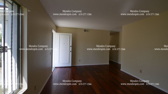 Building Photo - 6762 Alsacia St