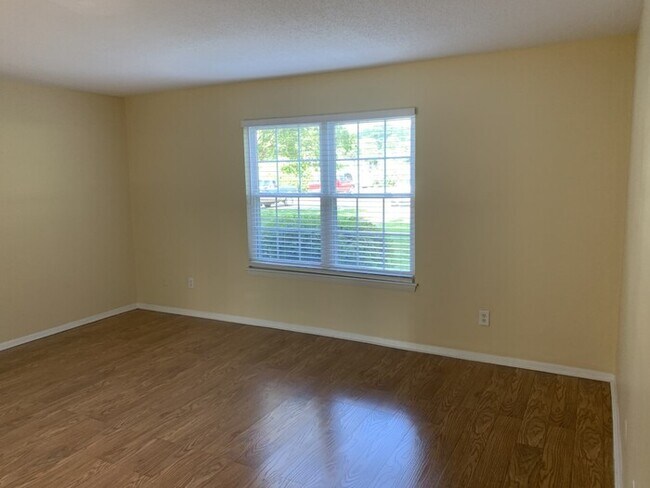 Building Photo - 5604 Falls of Neuse Rd