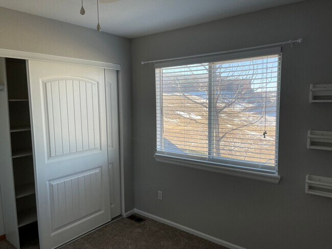 Building Photo - 5675 S Jebel Way