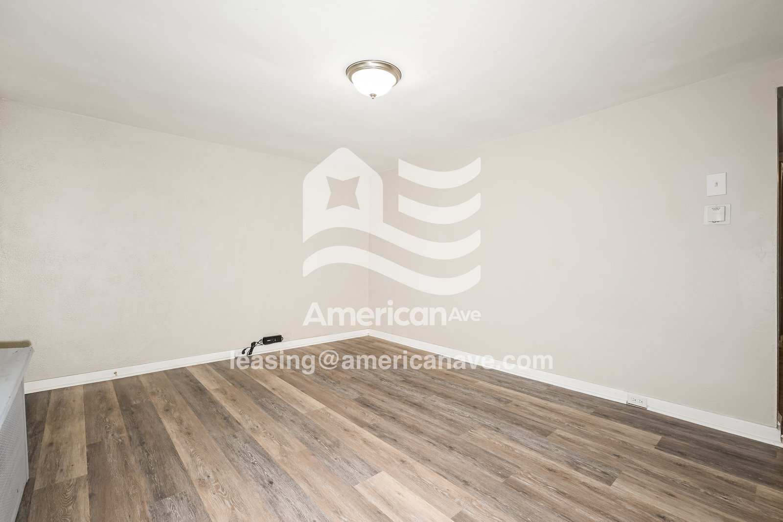 Building Photo - 129 Tuscola St