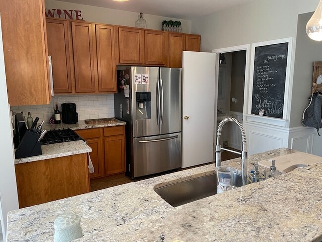 Building Photo - 24358 Leski Ln