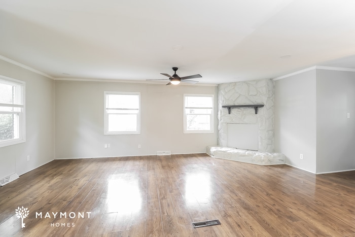 Building Photo - 4309 Dowling Dr