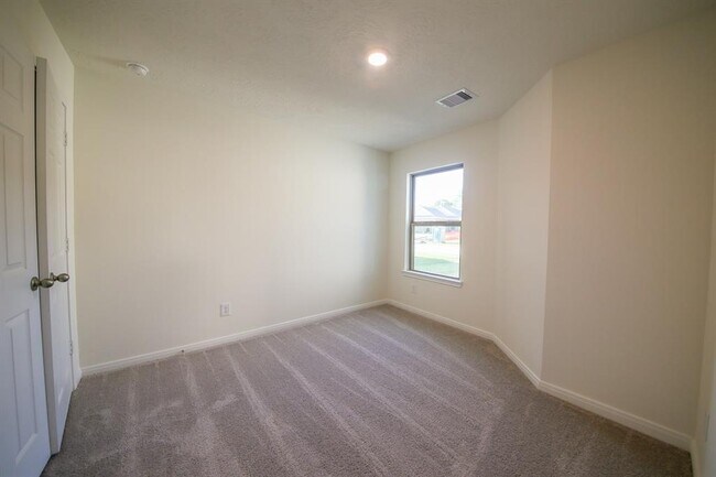 Building Photo - 9407 Castillo Ct
