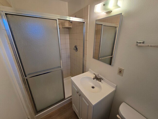 Building Photo - CLAIREMONT HOME 3-BEDROOM, 2-BATH, 2-CAR GARAGE