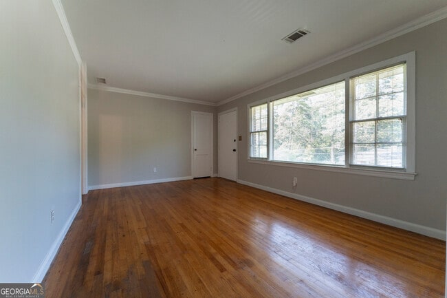 Building Photo - 1714 Brewer Blvd SW
