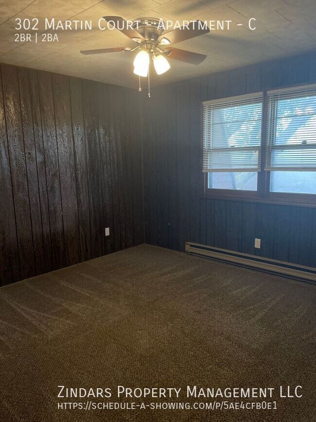 Building Photo - 302 Martin Ct