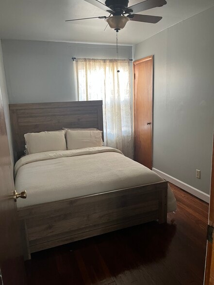 Bedroom 3 - 1356 Acton Rd