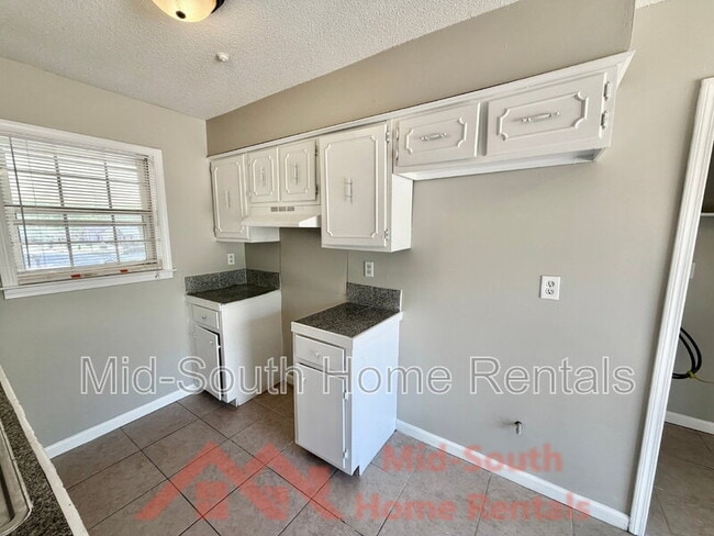 Building Photo - 3080 Argot Ave